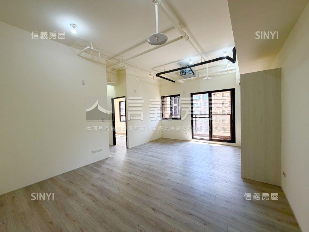 新潤ＤＯＵＢＬＥ三房車位房屋室內格局與周邊環境