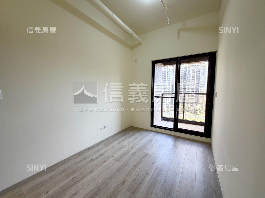 新潤ＤＯＵＢＬＥ三房車位房屋室內格局與周邊環境