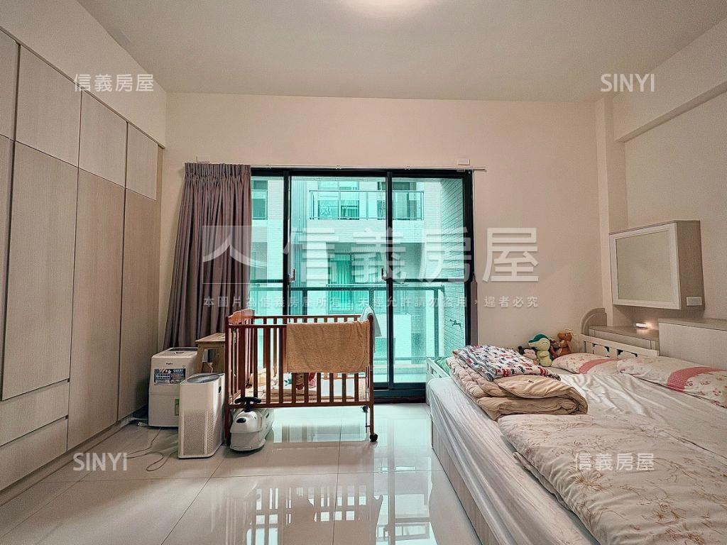 近南科｜輕裝簡約雙車美墅房屋室內格局與周邊環境