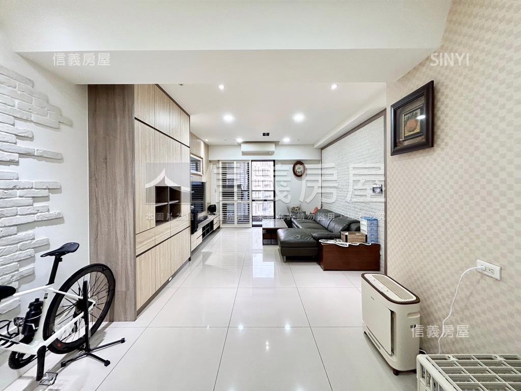 竹北華興富宇邊間三房車位房屋室內格局與周邊環境