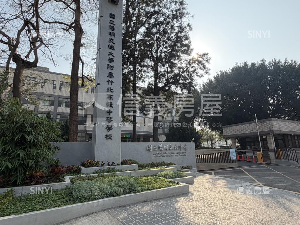 竹北華興富宇邊間三房車位房屋室內格局與周邊環境