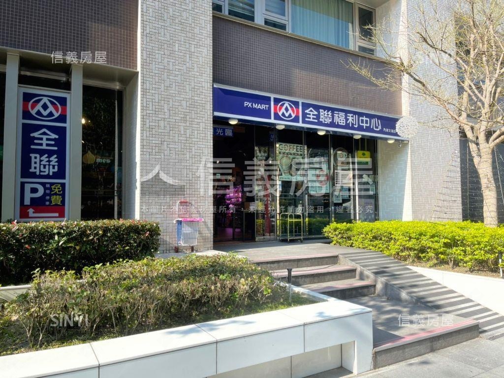 近美麗華秘境樓中樓房屋室內格局與周邊環境
