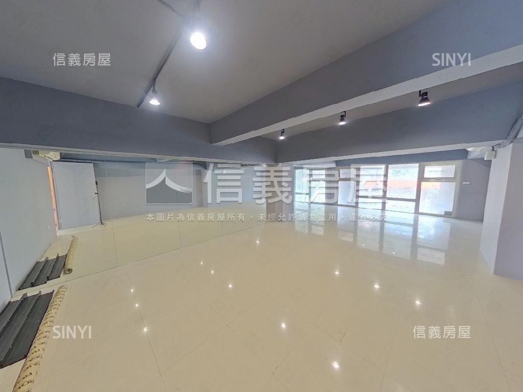 正文化二路大店面房屋室內格局與周邊環境