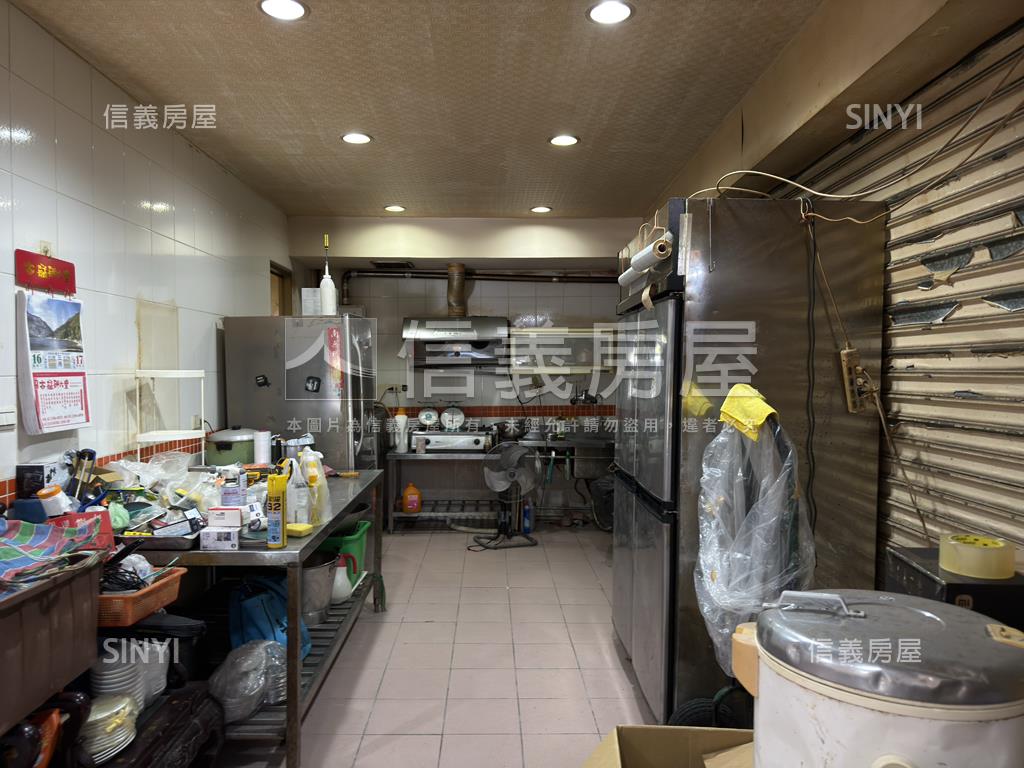 稀有邊間金店房屋室內格局與周邊環境