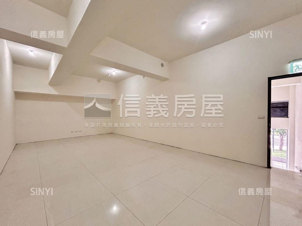 明水新創朝北店面１１３坪房屋室內格局與周邊環境