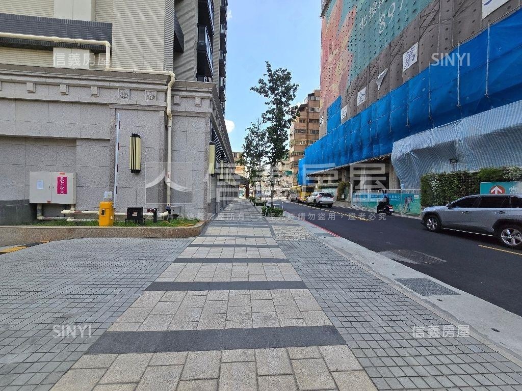 麗源富域房屋室內格局與周邊環境