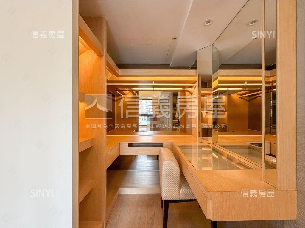 美術城品稀有朝南三房房屋室內格局與周邊環境