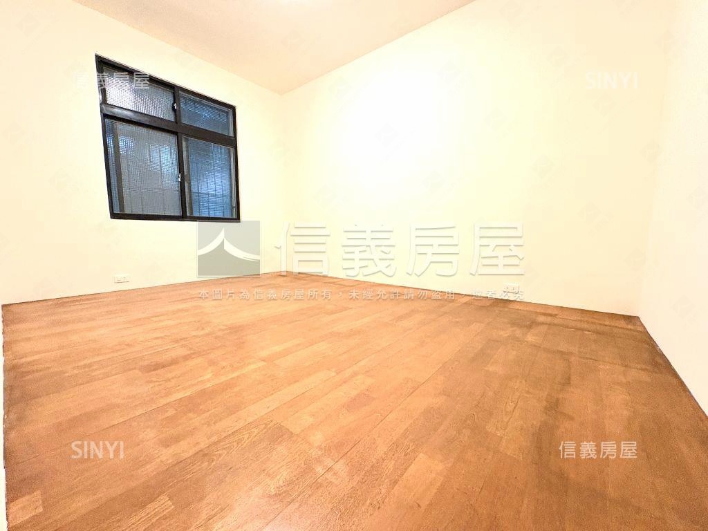 明亮典雅方正三樓房屋室內格局與周邊環境