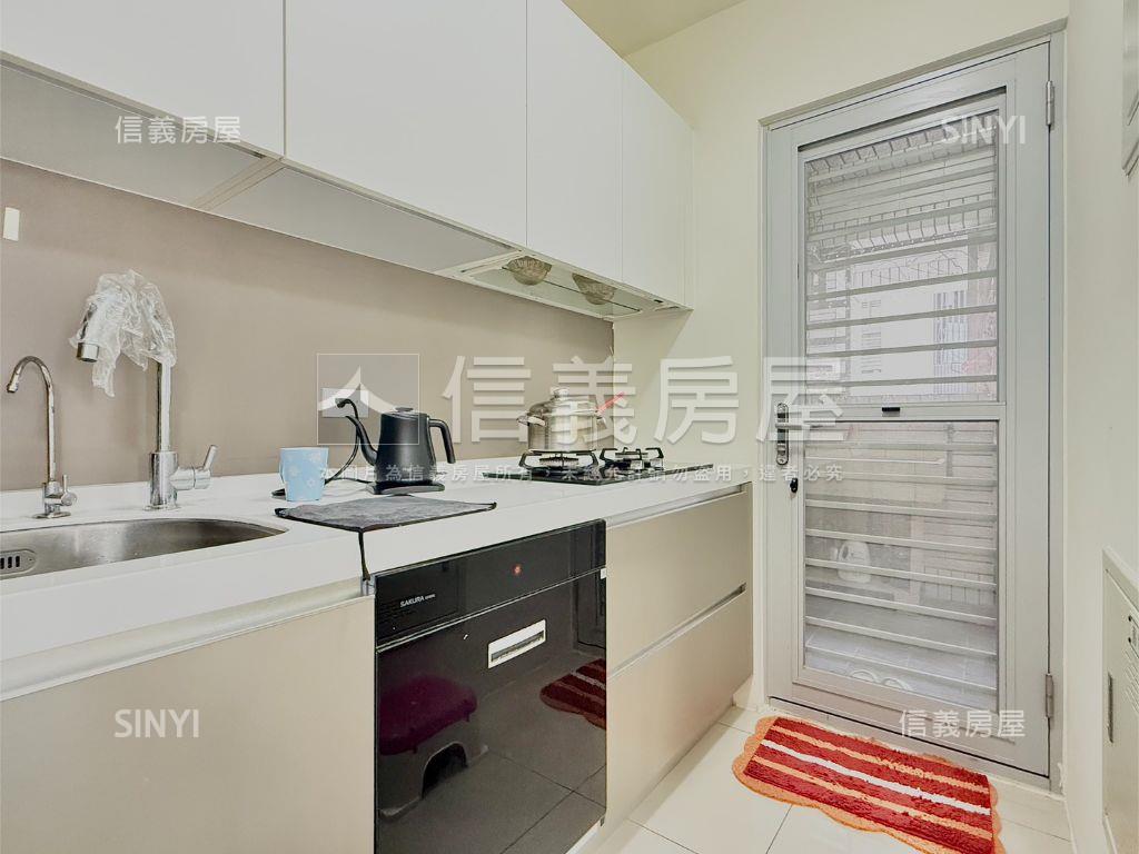 水依林｜稀有採光３房＋車房屋室內格局與周邊環境