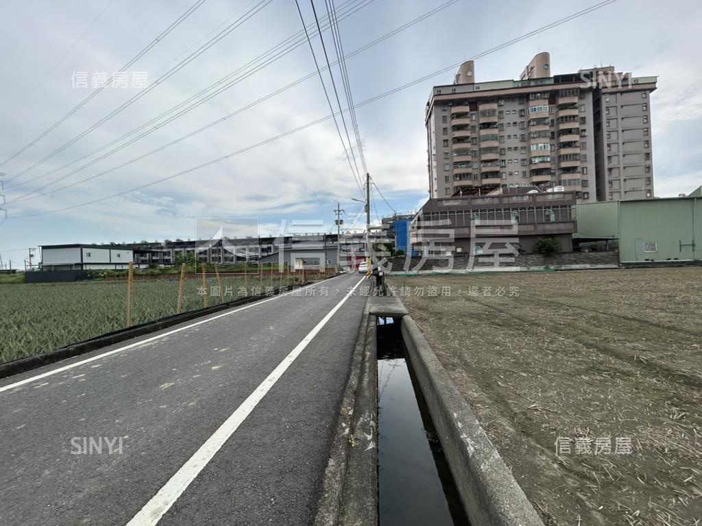 大寮江山都內農地房屋室內格局與周邊環境