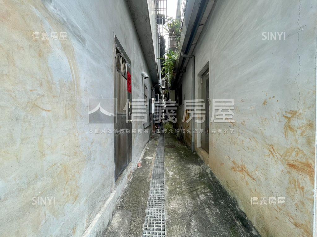 林口醒吾邊間一樓房屋室內格局與周邊環境