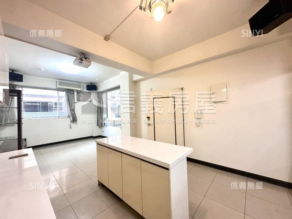 長樂花園露臺美四房房屋室內格局與周邊環境