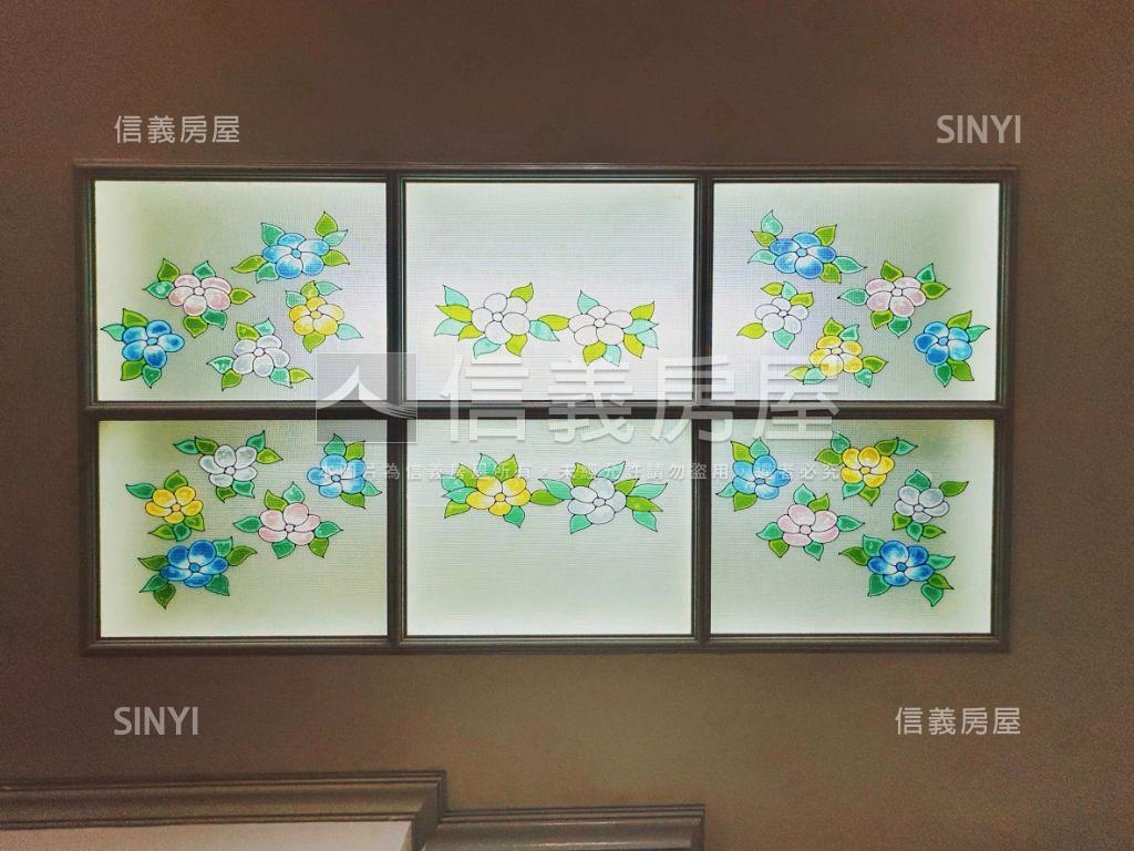 挑高方正大三房免爬房屋室內格局與周邊環境