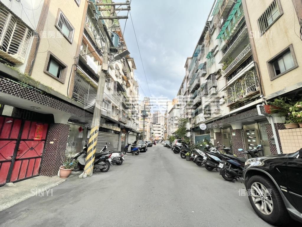 大展鴻圖稀有面寬大一樓房屋室內格局與周邊環境
