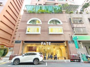 巨蛋．內有電梯．面寬店面