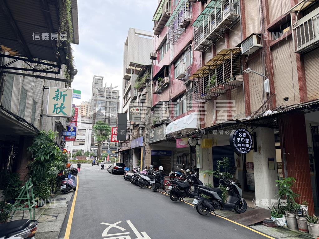 近捷運菜寮站三房美寓房屋室內格局與周邊環境