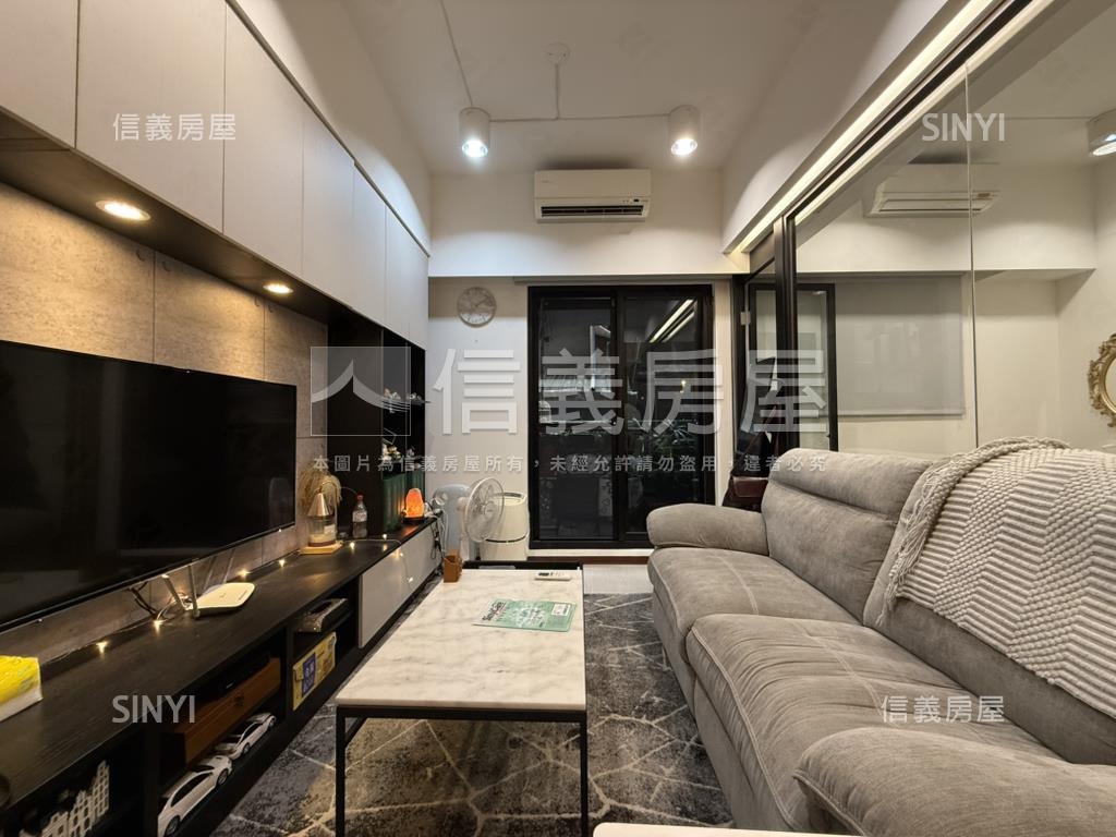 西門小時代裝潢美屋房屋室內格局與周邊環境