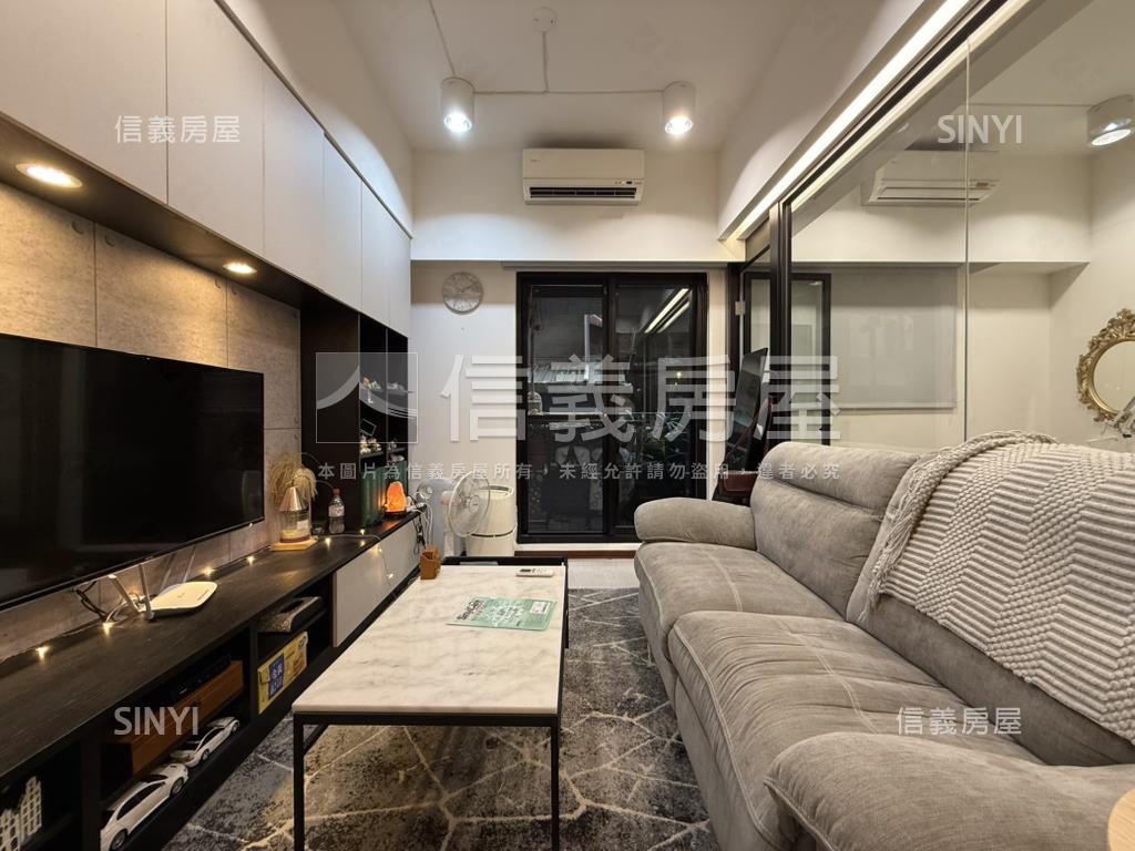 西門小時代裝潢美屋房屋室內格局與周邊環境