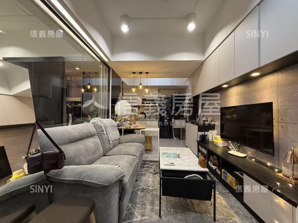西門小時代裝潢美屋房屋室內格局與周邊環境