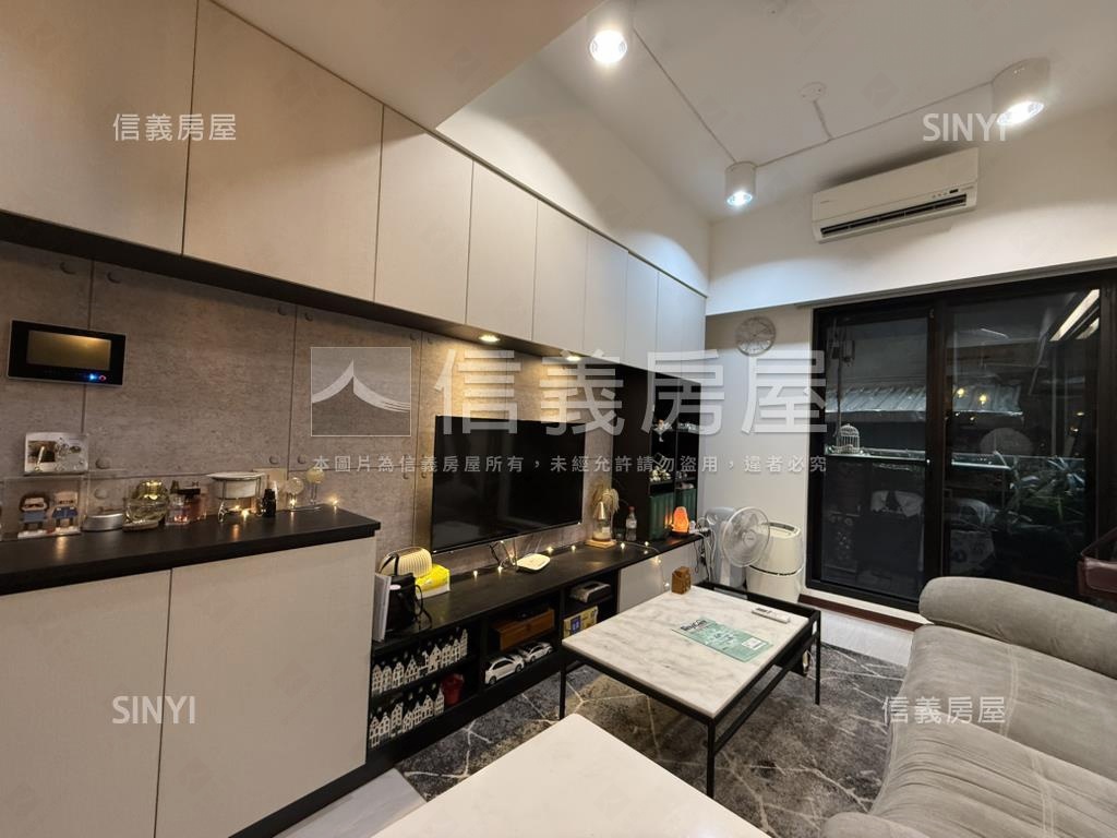 西門小時代裝潢美屋房屋室內格局與周邊環境