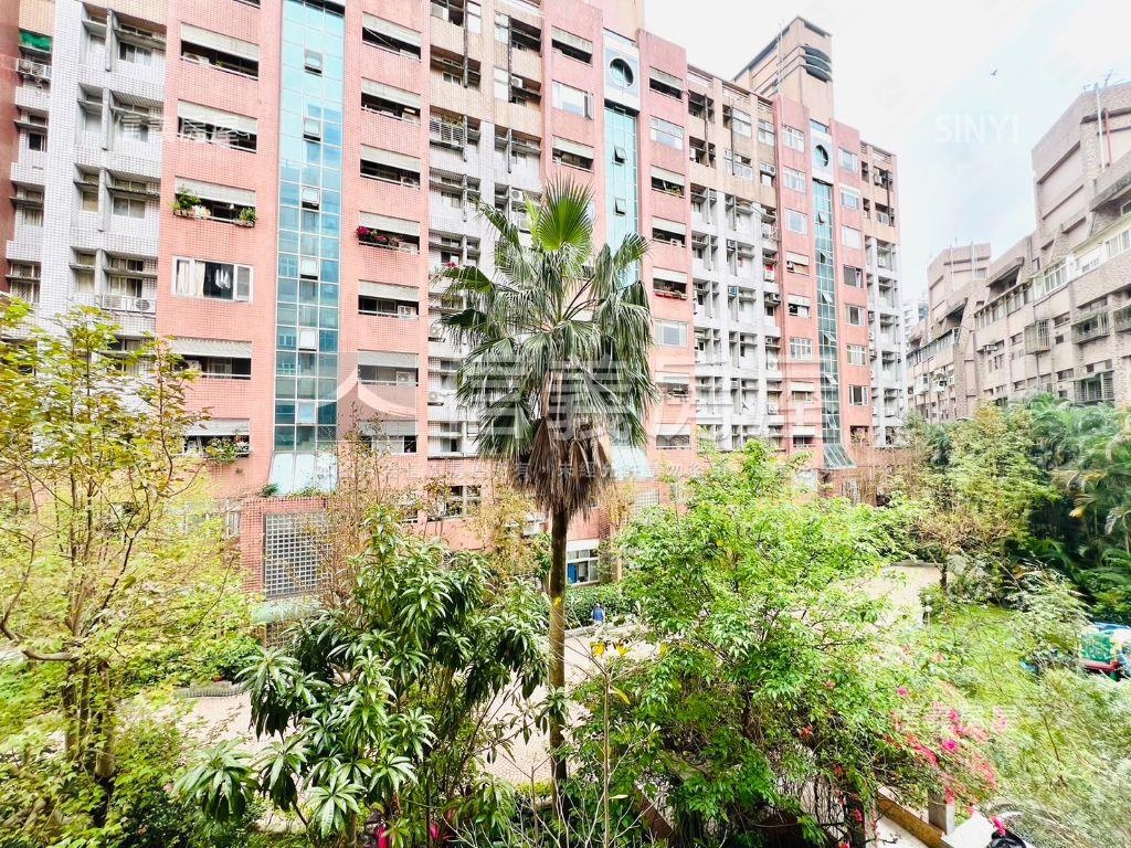力霸南京２期＋車位房屋室內格局與周邊環境