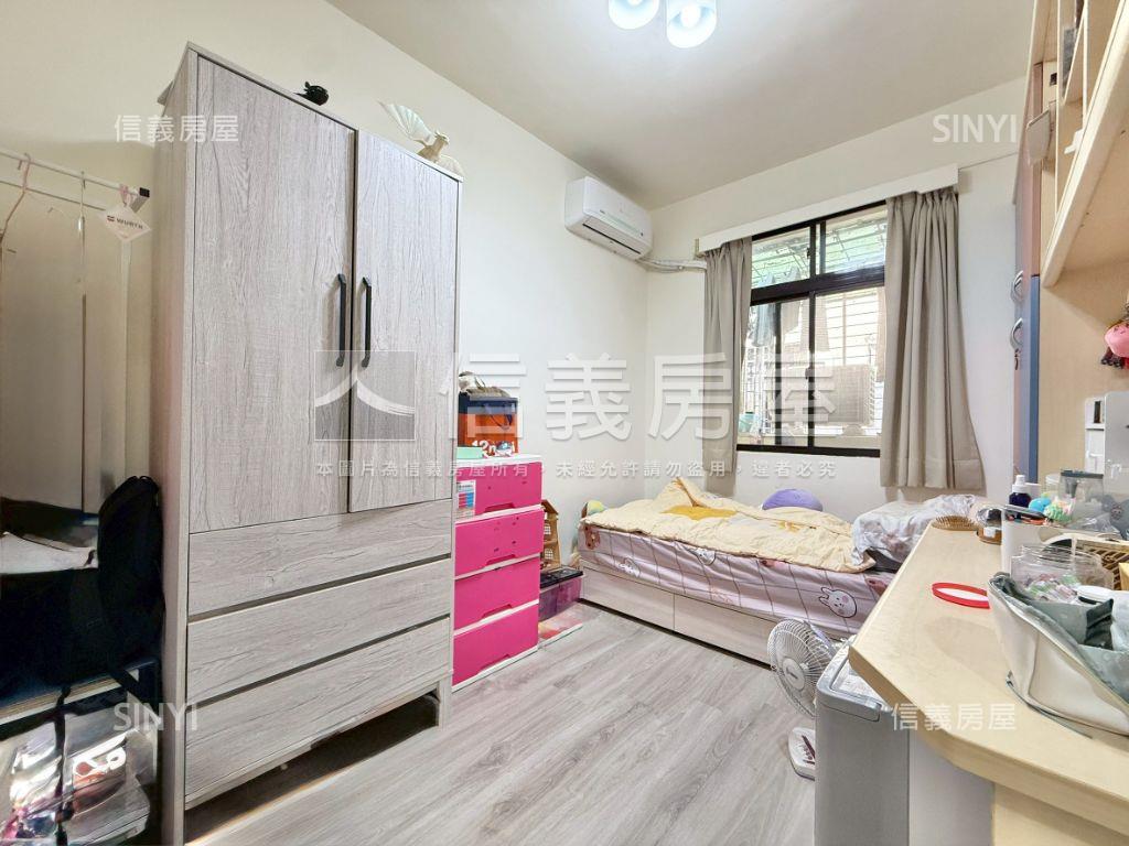 近車站城中城精品三房房屋室內格局與周邊環境