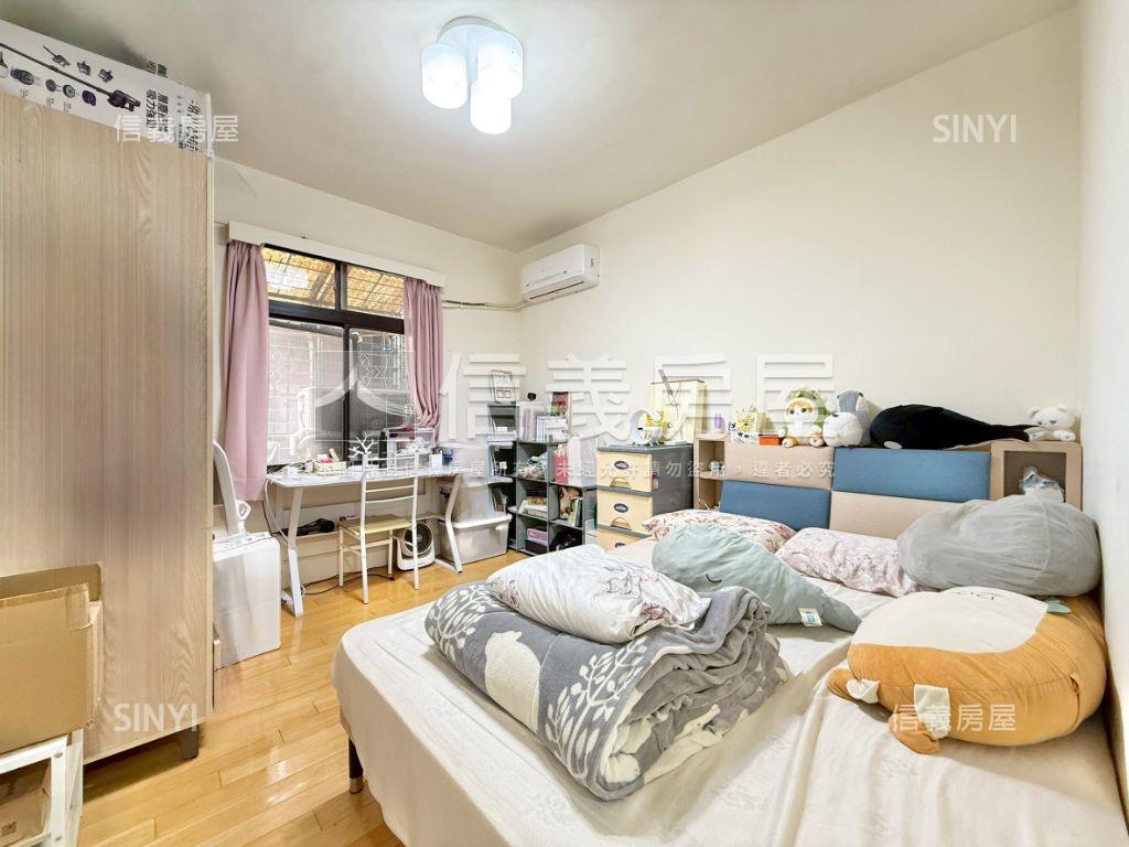 近車站城中城精品三房房屋室內格局與周邊環境