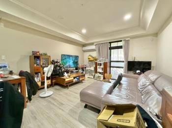 近車站城中城精品三房