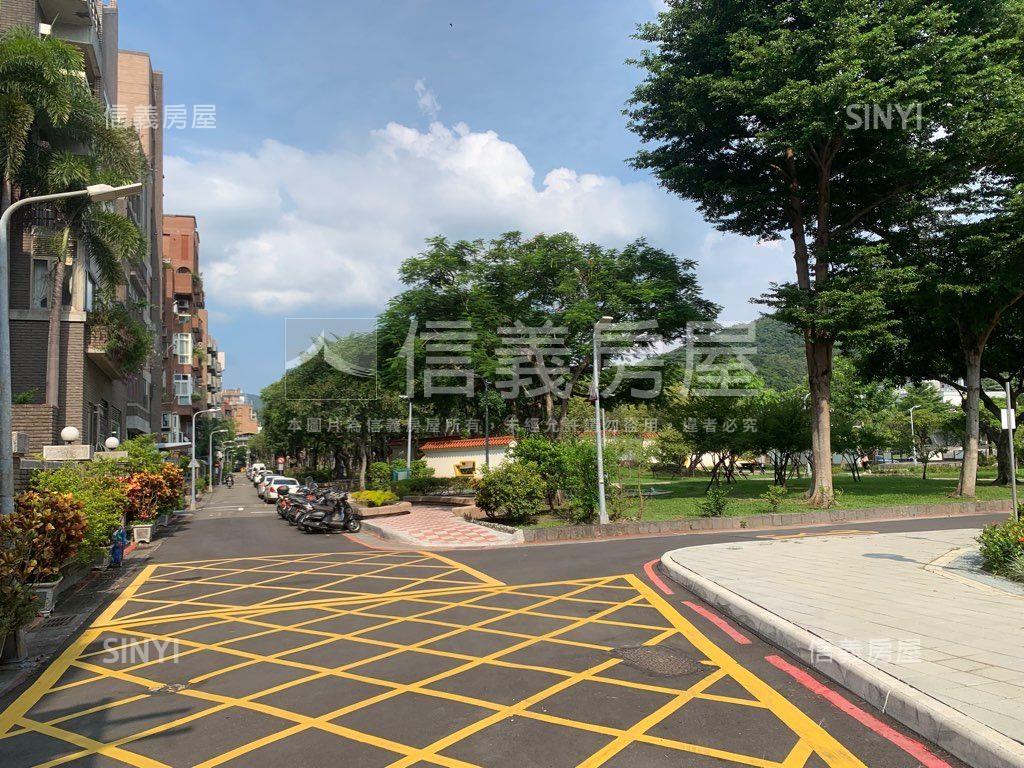 獨家Ｙ２７站附近地下室房屋室內格局與周邊環境