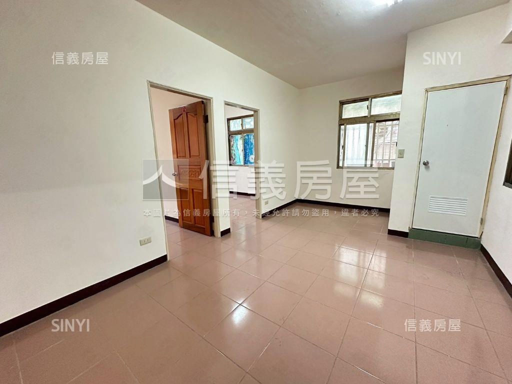 低總價首購四樓房屋室內格局與周邊環境