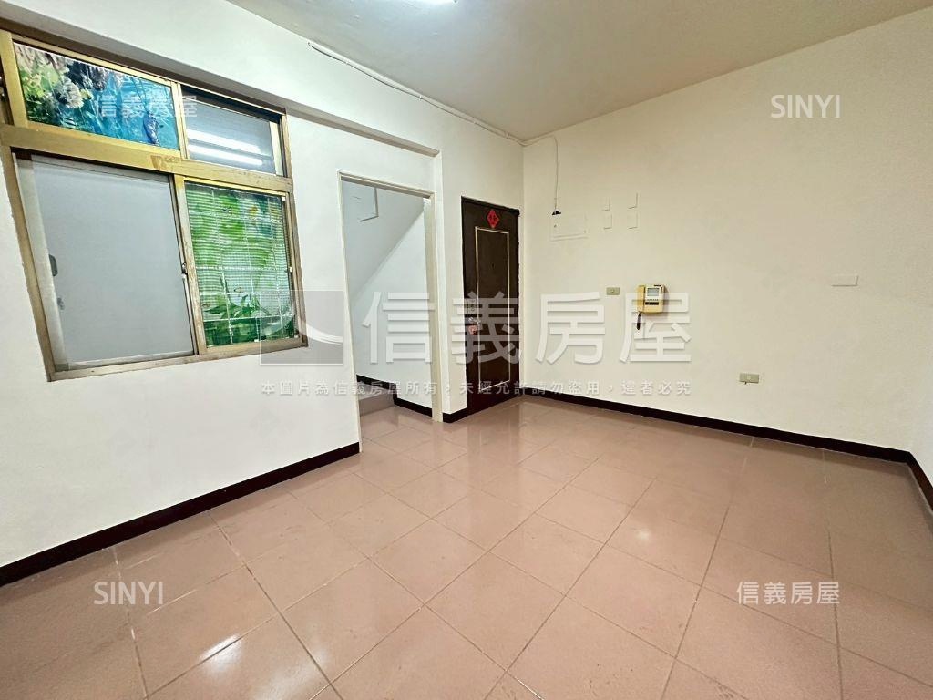 低總價首購四樓房屋室內格局與周邊環境