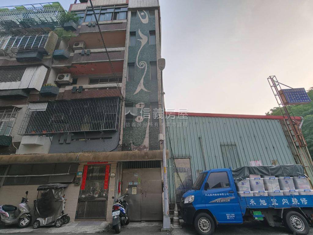 未來捷運站旁整棟出售房屋室內格局與周邊環境