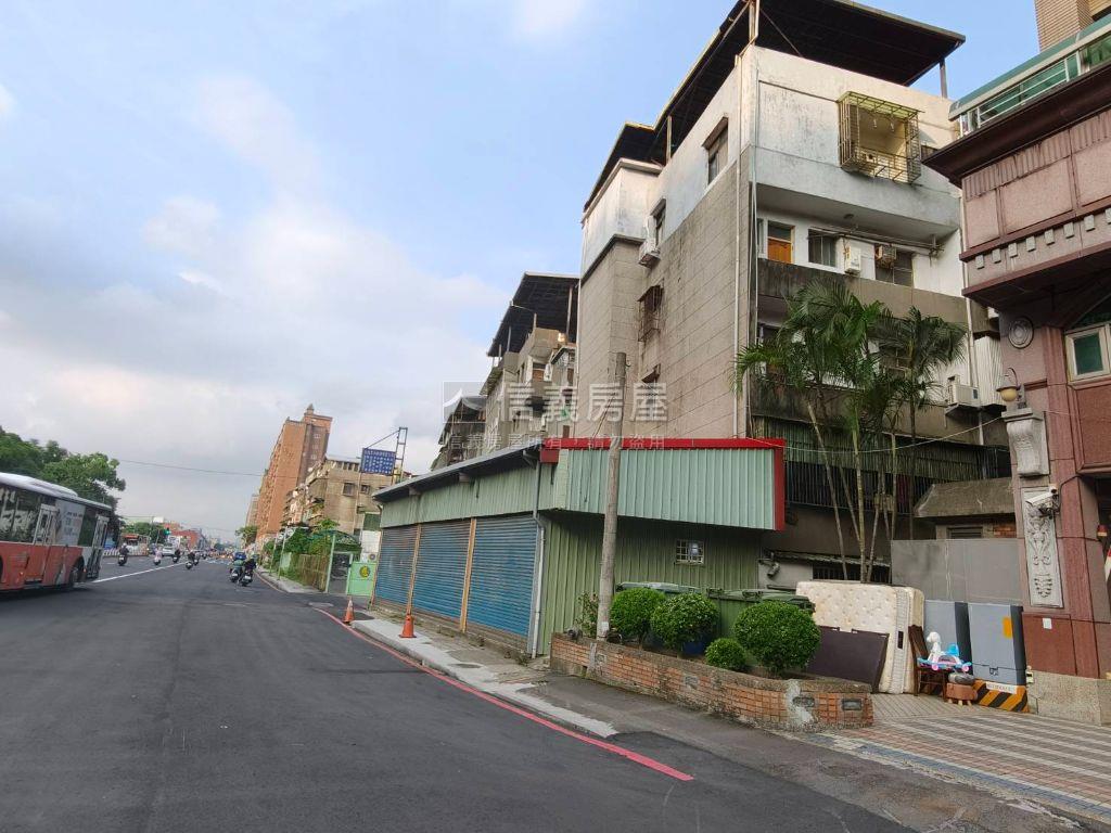 未來捷運站旁整棟出售房屋室內格局與周邊環境