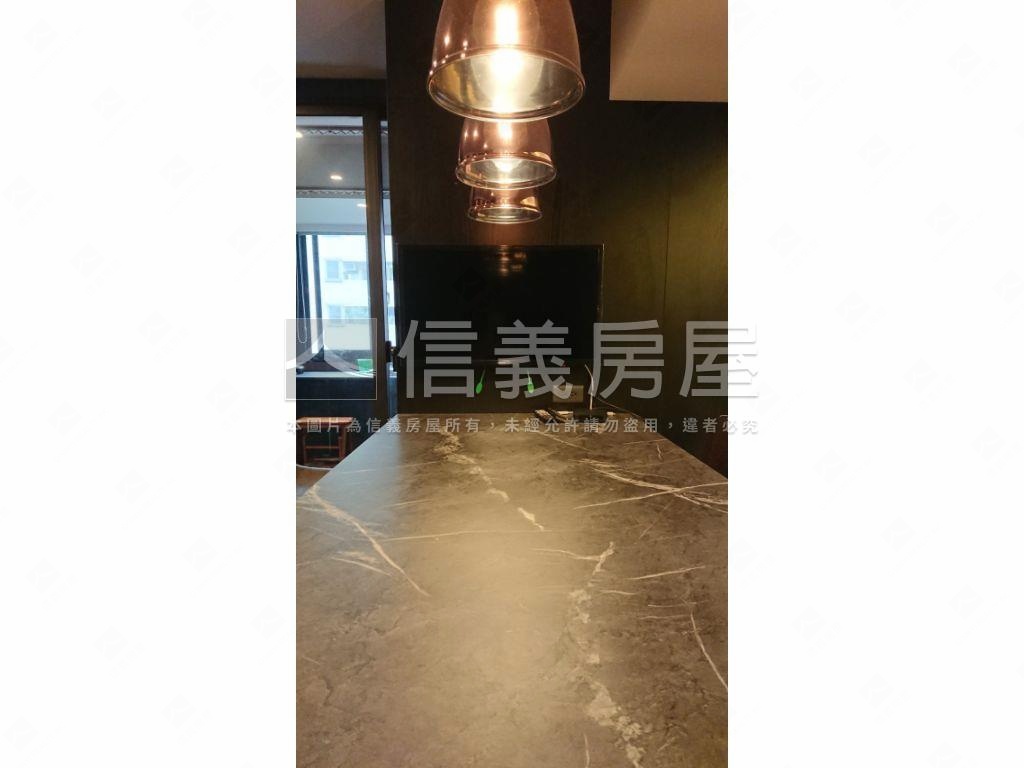 仁愛光復名門宅房屋室內格局與周邊環境