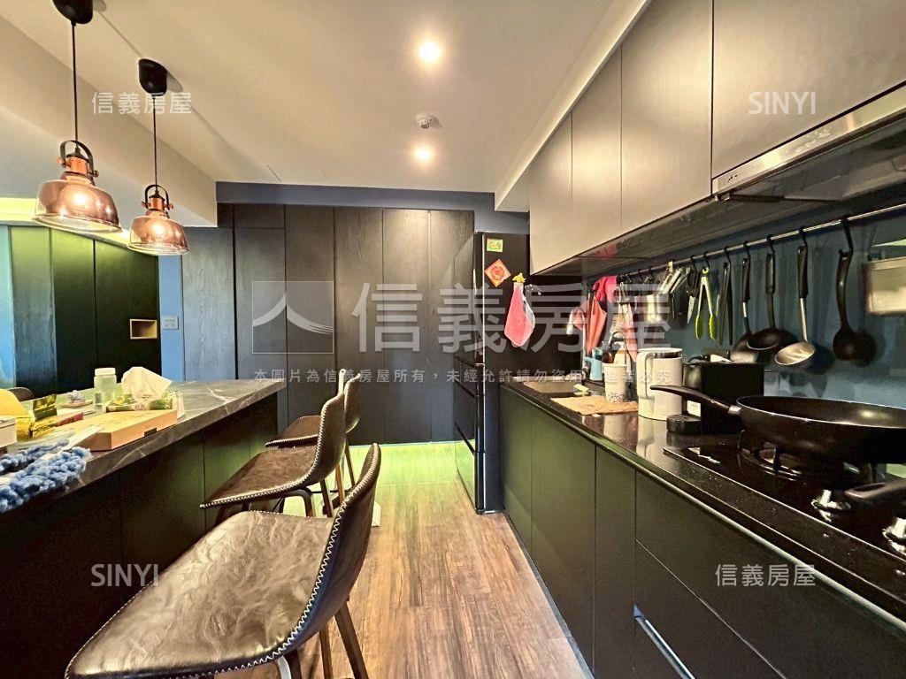 仁愛光復名門宅房屋室內格局與周邊環境