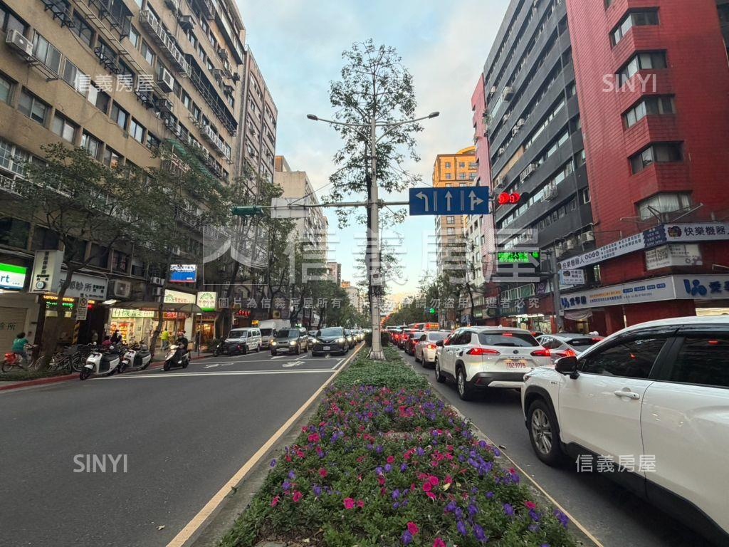 仁愛光復名門宅房屋室內格局與周邊環境