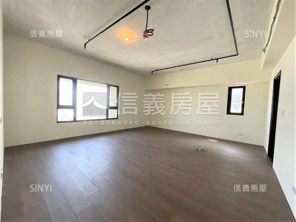 格里昂高樓層城市景觀宅房屋室內格局與周邊環境