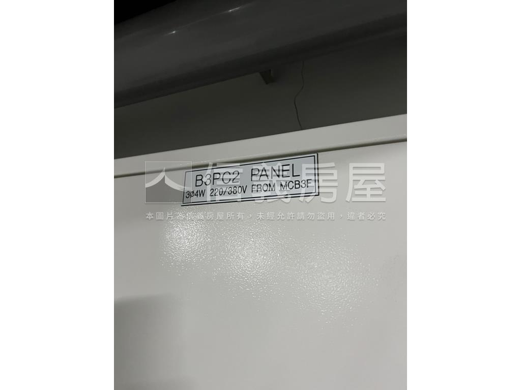 戀上陞發秀泰３房平車房屋室內格局與周邊環境