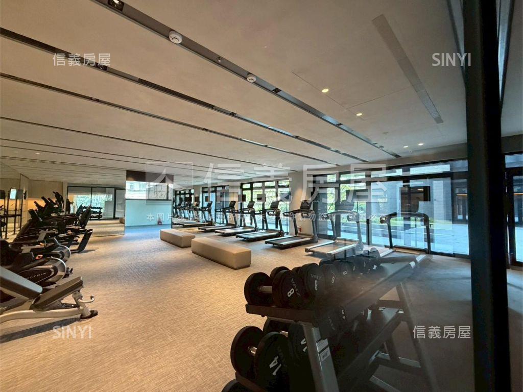 新美齊画世代房屋室內格局與周邊環境