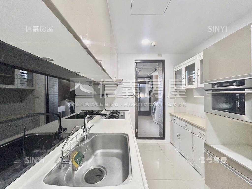 明星學區˙鴻馥採光大三房房屋室內格局與周邊環境