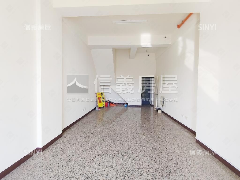 ７７期重劃區精美透店房屋室內格局與周邊環境