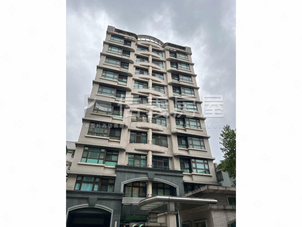 敦化學區電梯３房附車位房屋室內格局與周邊環境