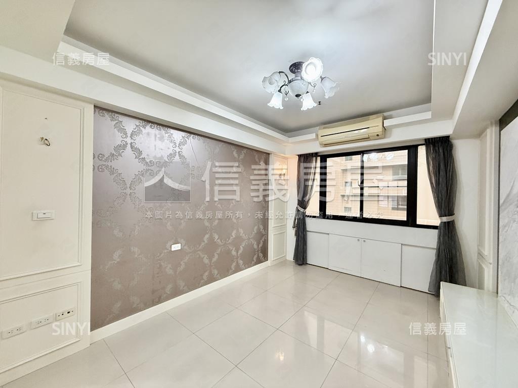 ３１期首席精美兩房平車房屋室內格局與周邊環境