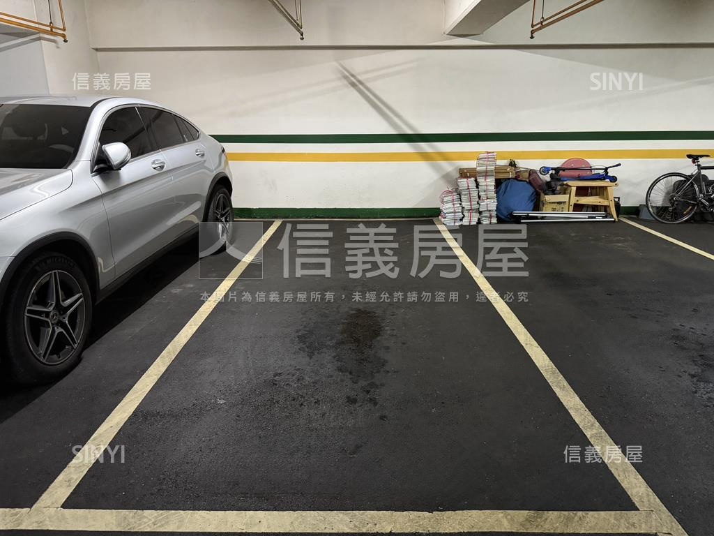 ３１期首席精美兩房平車房屋室內格局與周邊環境