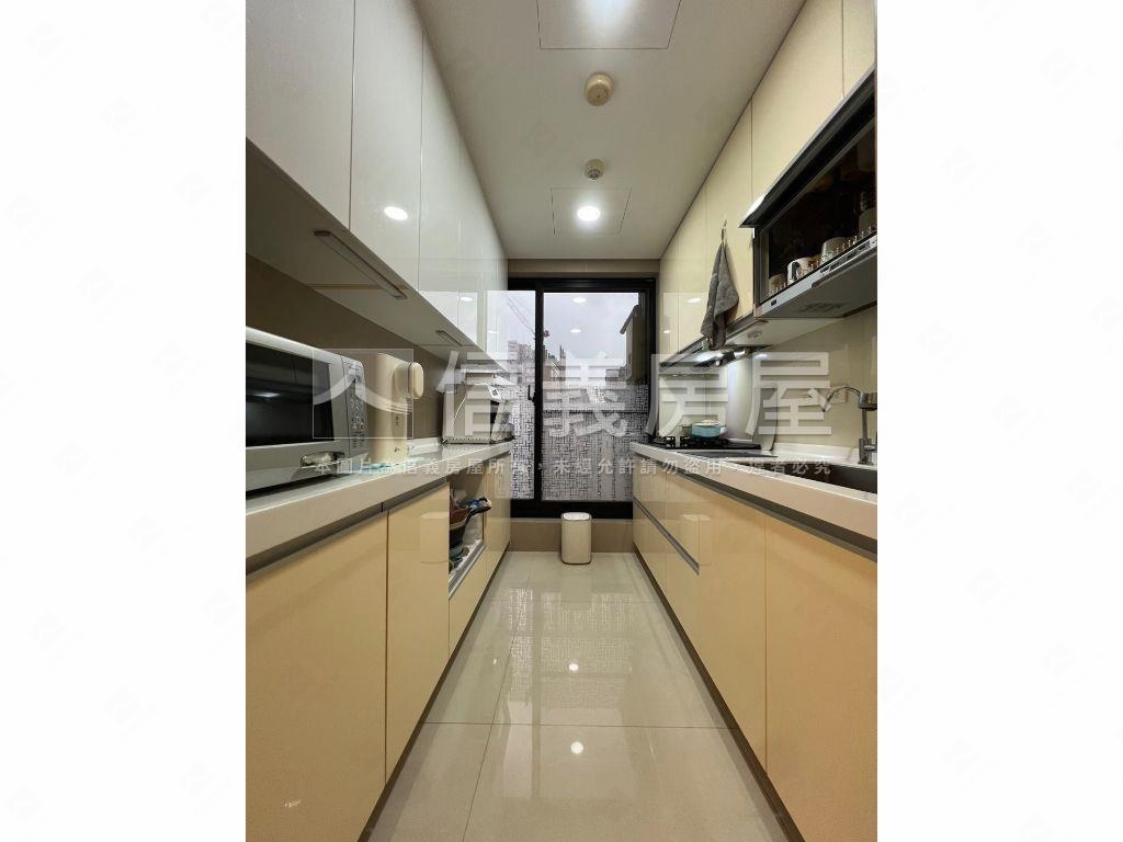 捷運鉑麗絕美３房房屋室內格局與周邊環境