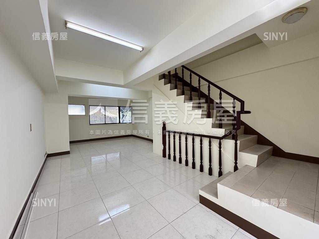 民權正路綠映美店面房屋室內格局與周邊環境