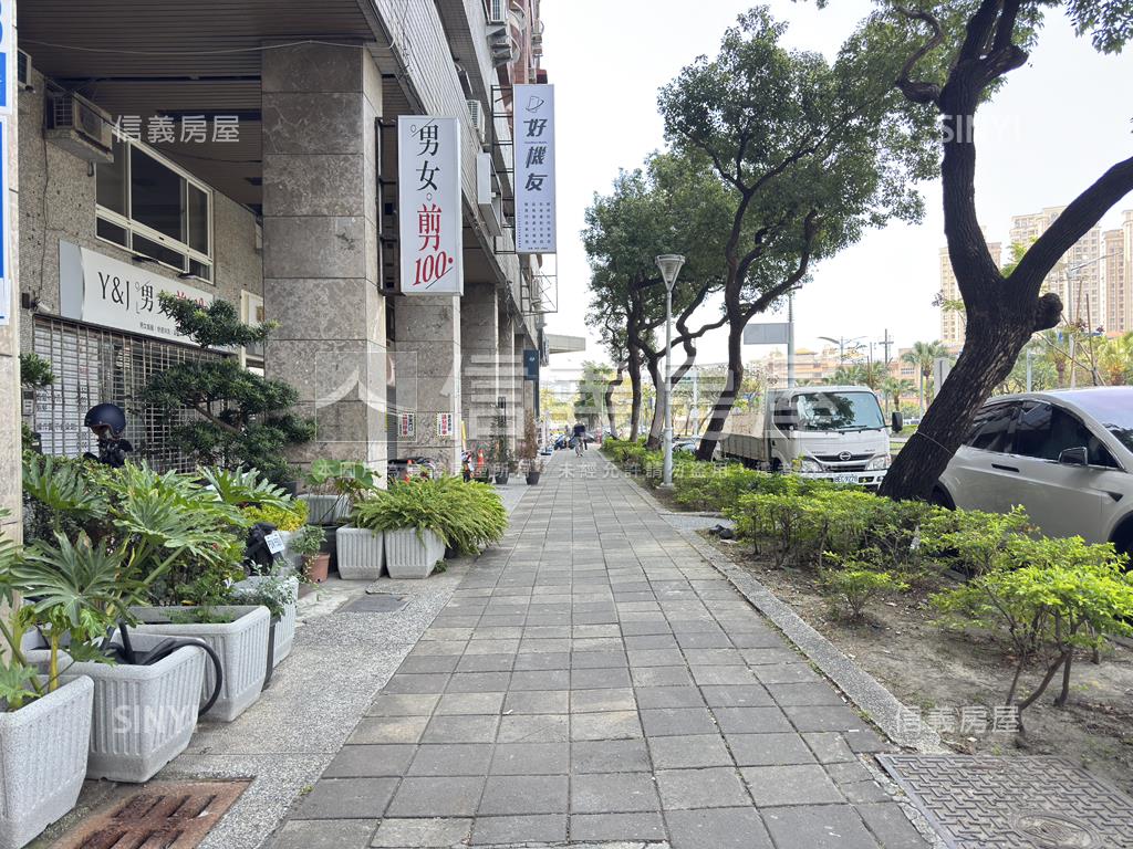 民權正路綠映美店面房屋室內格局與周邊環境