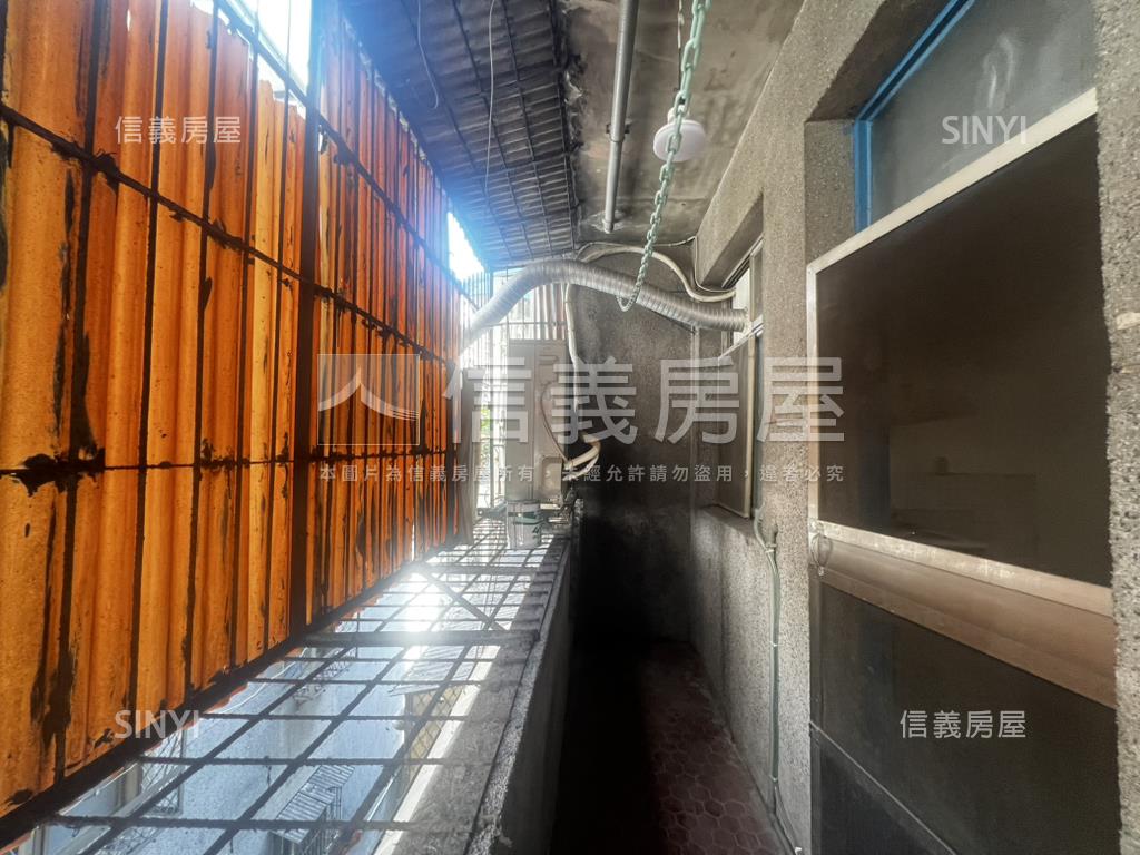 中央公寓捷運三鶯即將通房屋室內格局與周邊環境