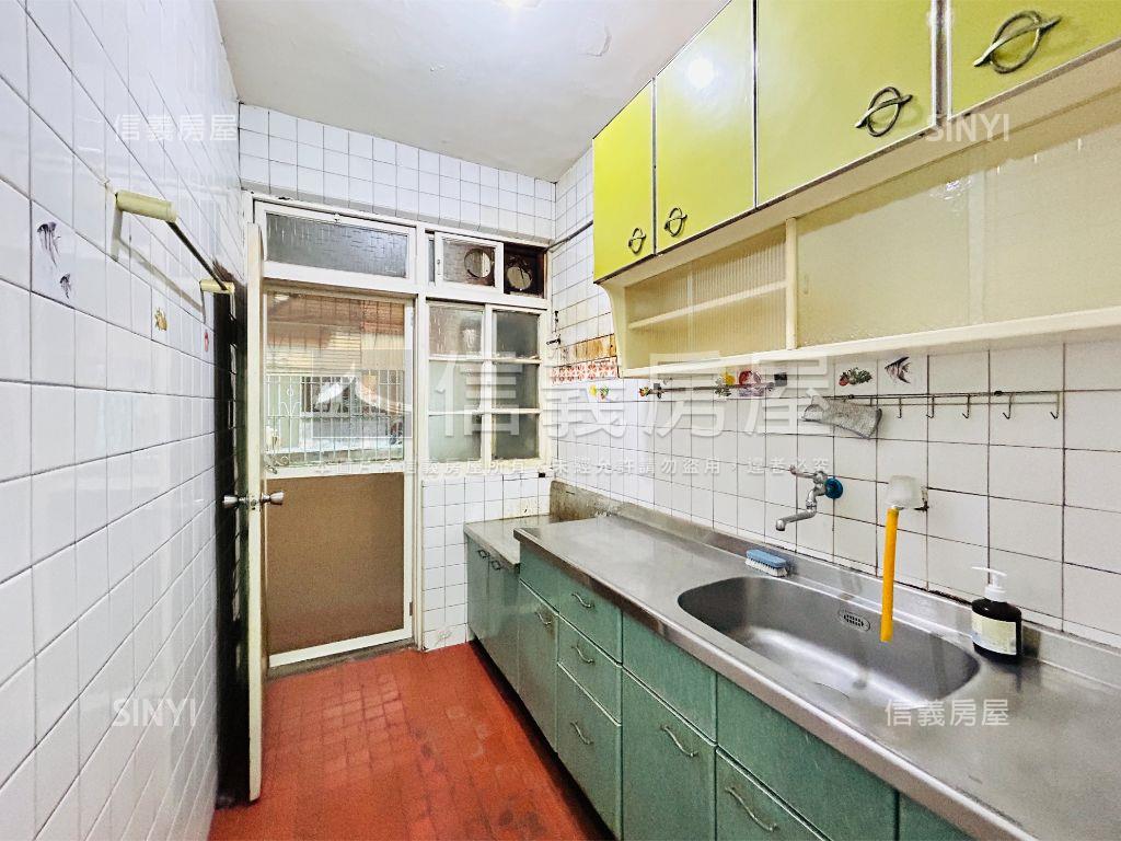 關渡稀有方正美寓房屋室內格局與周邊環境