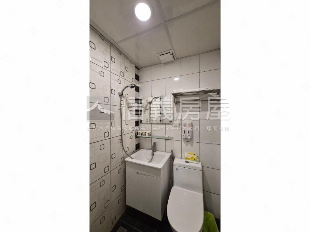 逢甲１０房整棟透套房屋室內格局與周邊環境